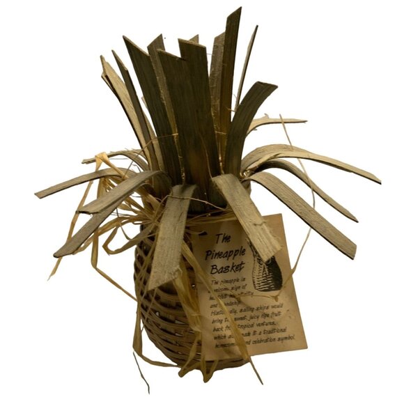 Handcrafted Pineapple Basket Woven Decor 5” Wide 10” Tall - Picture 1 of 8